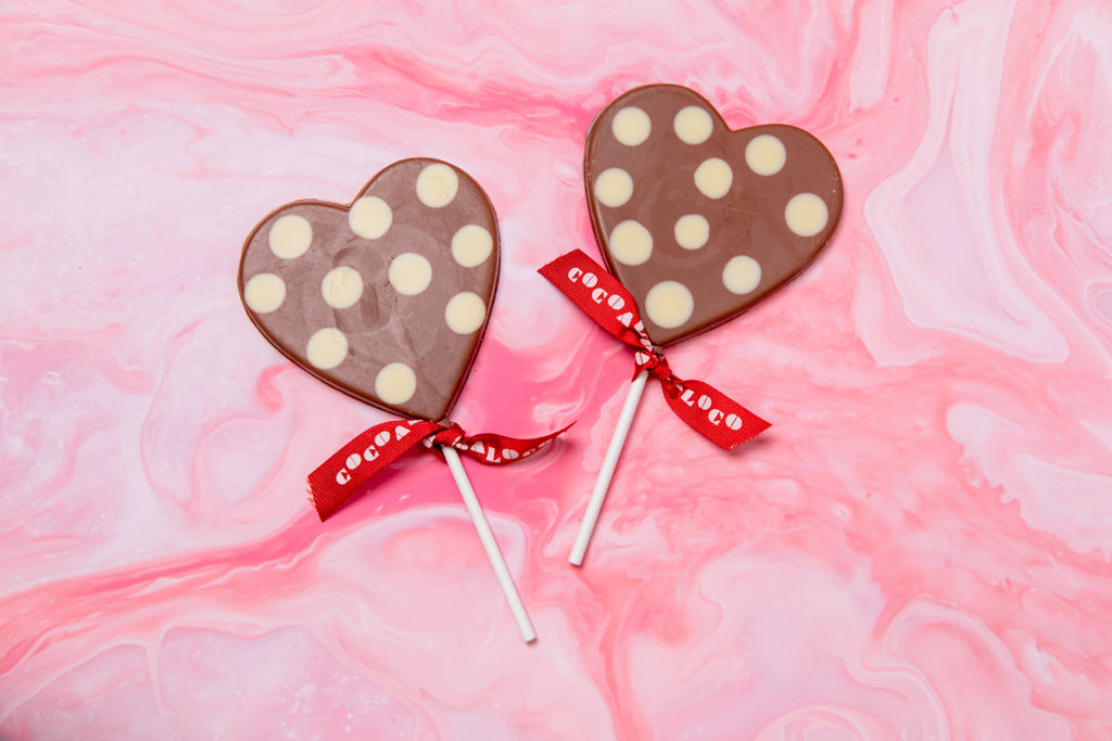 Milk Polka Dot Heart Lolly – 60g