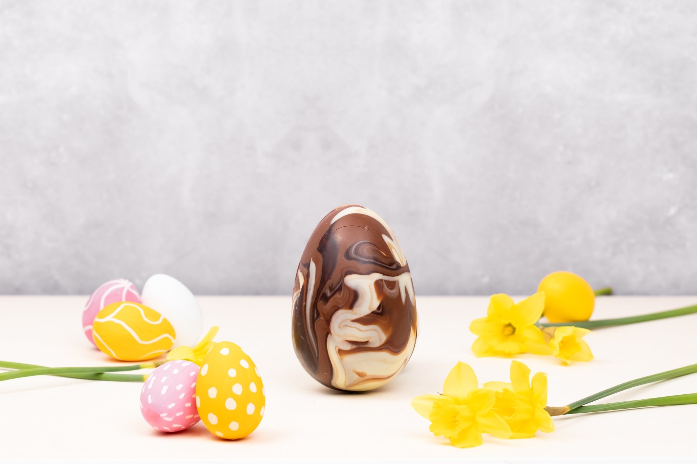 Marbled Chocolate Easter Egg