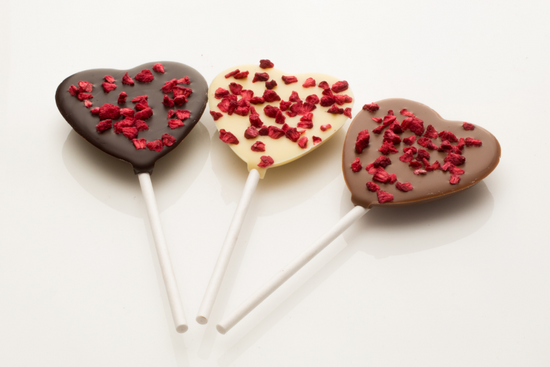Milk Chocolate & Raspberry Heart Lolly – 18g